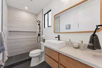 975 55 St, Oakland, CA 94608 - Photo 34