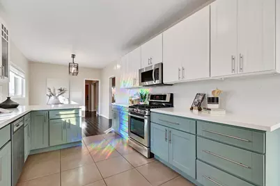 735 Apgar St, Oakland, CA 94609 - Photo 12