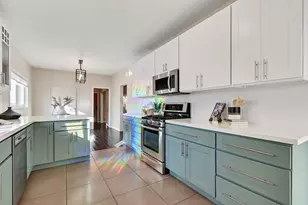 735 Apgar St, Oakland, CA 94609 - Photo 12