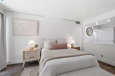 500 N St #205, Sacramento, CA 95814 - Photo 14