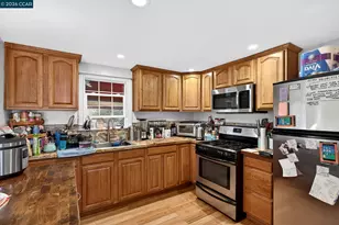 7333 Sunkist Dr, Oakland, CA 94605 - Photo 44