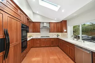 372 Borica Dr, Danville, CA 94526 - Photo 6