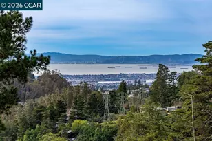 7875 Skyline Blvd, Oakland, CA 94611 - Photo 40