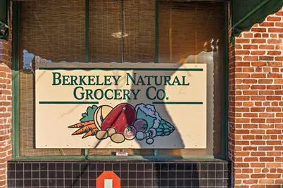 1447 Kains Ave, Berkeley, CA 94702 - Photo 46