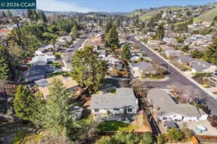 407 Roanoke Dr, Martinez, CA 94553 - Photo 32