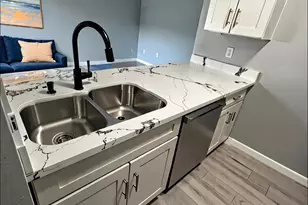 29629 Mountain Oak Ct, Hayward, CA 94544 - Photo 2