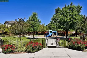 400 Marsanne Ct, Danville, CA 94506 - Photo 40