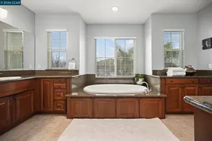 400 Marsanne Ct, Danville, CA 94506 - Photo 30