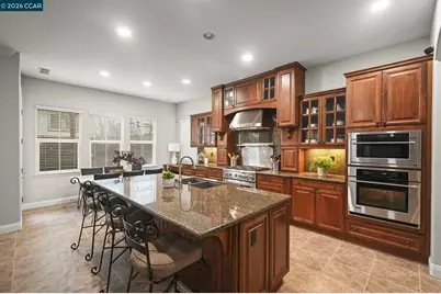 400 Marsanne Ct, Danville, CA 94506 - Photo 14