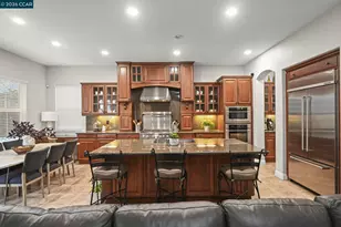 400 Marsanne Ct, Danville, CA 94506 - Photo 10