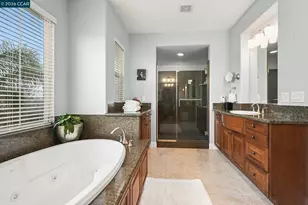 400 Marsanne Ct, Danville, CA 94506 - Photo 32