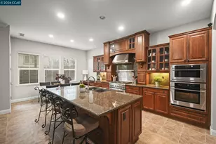 400 Marsanne Ct, Danville, CA 94506 - Photo 14