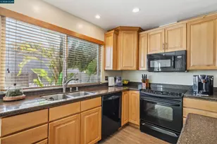 1417 Stonehedge Dr, Pleasant Hill, CA 94523 - Photo 16