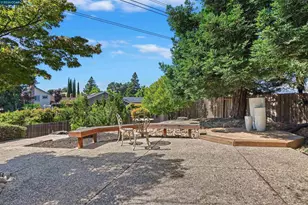 1417 Stonehedge Dr, Pleasant Hill, CA 94523 - Photo 28