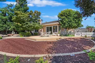 1417 Stonehedge Dr, Pleasant Hill, CA 94523 - Photo 24