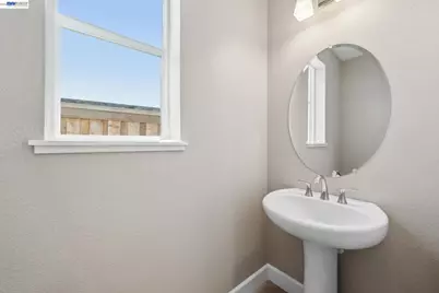 1301 Sunningdale Lane, Fairfield, CA 94533 - Photo 12