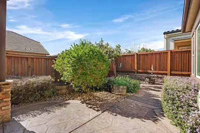 2000 Tempranillo Ln, Brentwood, CA 94513 - Photo 34