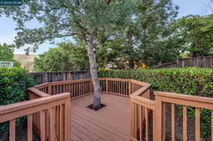 1105 Peacock Creek Dr, Clayton, CA 94517 - Photo 46