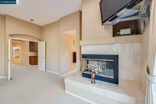 1105 Peacock Creek Dr, Clayton, CA 94517 - Photo 40