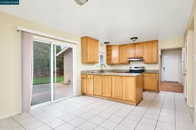 300 College Ave, Vallejo, CA 94589 - Photo 4