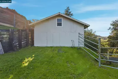 300 Oak View Ter, Danville, CA 94526 - Photo 44