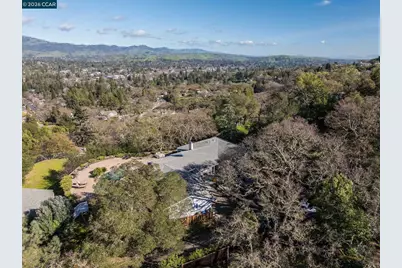 300 Oak View Ter, Danville, CA 94526 - Photo 4