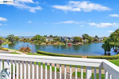 137 Parfait Ln, Alameda, CA 94502 - Photo 38