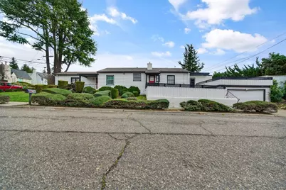 3400 Mirasol Ave, Oakland, CA 94605 - Photo 2