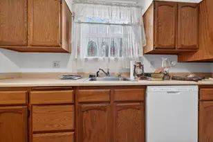 3400 Mirasol Ave, Oakland, CA 94605 - Photo 14