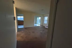 2121 Apricot Ct, Pittsburg, CA 94565 - Photo 6