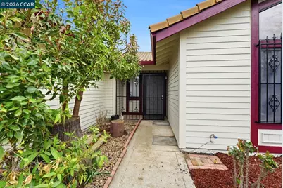 8314 New York Dr, Stockton, CA 95210 - Photo 4