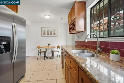 8314 New York Dr, Stockton, CA 95210 - Photo 16