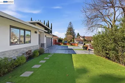 706 Wisteria Dr, Fremont, CA 94539 - Photo 6
