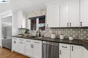 706 Wisteria Dr, Fremont, CA 94539 - Photo 16