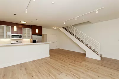 1565 32nd Street #4, Oakland, CA 94608 - Photo 2