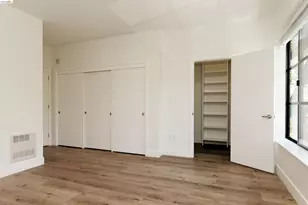 1565 32nd St, Oakland, CA 94608 - Photo 24