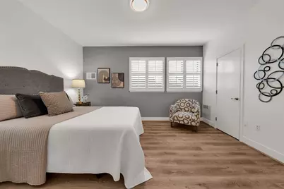 1565 32nd St #APT 2, Oakland, CA 94608 - Photo 10