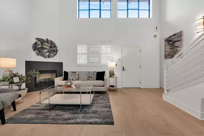 1565 32nd St #APT 2, Oakland, CA 94608 - Photo 1