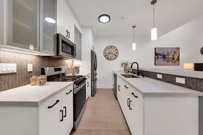 1565 32nd St #APT 2, Oakland, CA 94608 - Photo 8