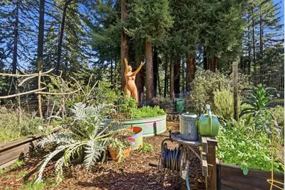 17741 Comanche Trl, Los Gatos, CA 95033 - Photo 38