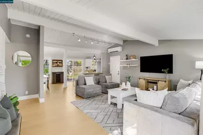 2261 Gehringer Dr, Concord, CA 94520 - Photo 2