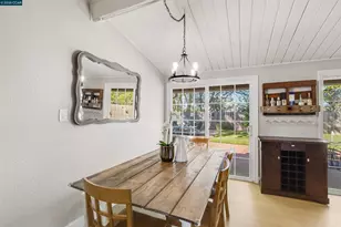 2261 Gehringer Dr, Concord, CA 94520 - Photo 10