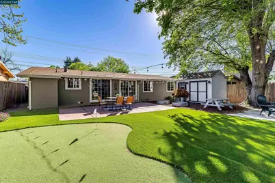 2261 Gehringer Dr, Concord, CA 94520 - Photo 34