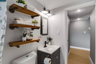 2261 Gehringer Dr, Concord, CA 94520 - Photo 20