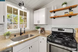 2261 Gehringer Dr, Concord, CA 94520 - Photo 16