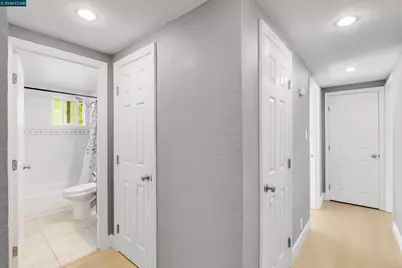 2261 Gehringer Dr, Concord, CA 94520 - Photo 18