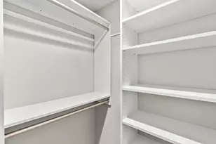 8170 Mountain View Dr, Pleasanton, CA 94588 - Photo 32