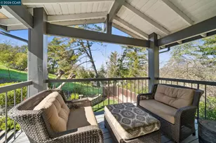 1014 Veterans Ct, Martinez, CA 94553 - Photo 16