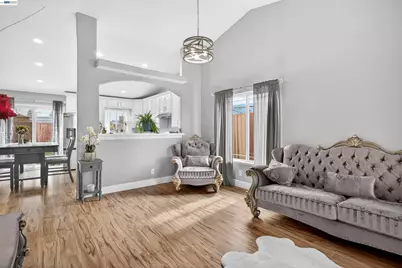 1740 Denver St, Modesto, CA 95358 - Photo 10