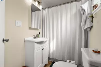 931 Bancroft Way, Berkeley, CA 94710 - Photo 44